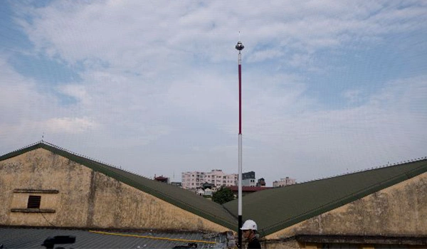Chống sét nhà xưởng chuyên nghiệp với hệ thống hiện đại toàn diện